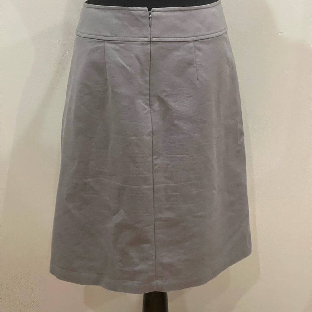 Banana Republic 6 Grey Back Zip Skirt with Stretch - Picture 4 of 5